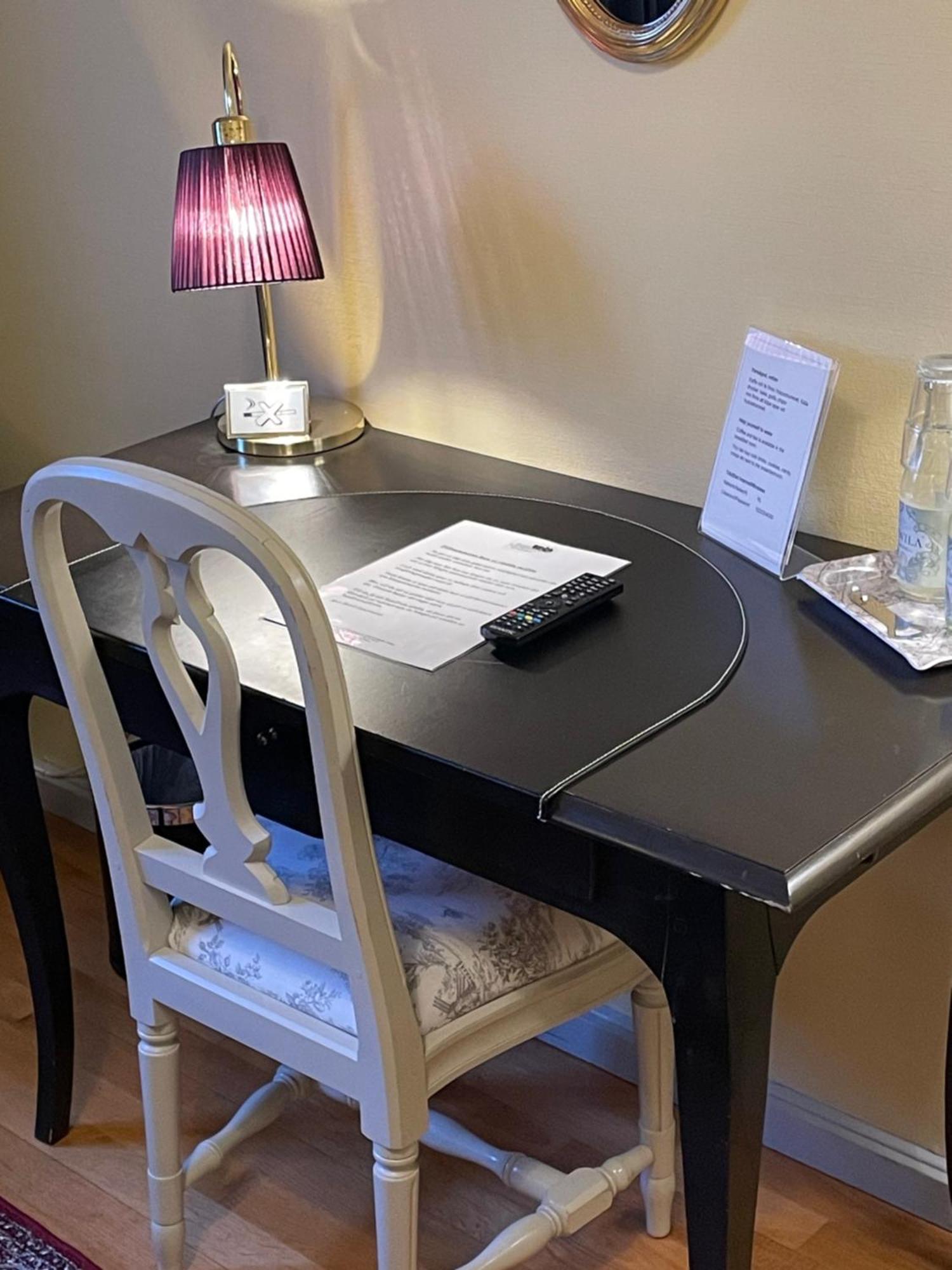 Hotell Laurentius Стренгнес Экстерьер фото
