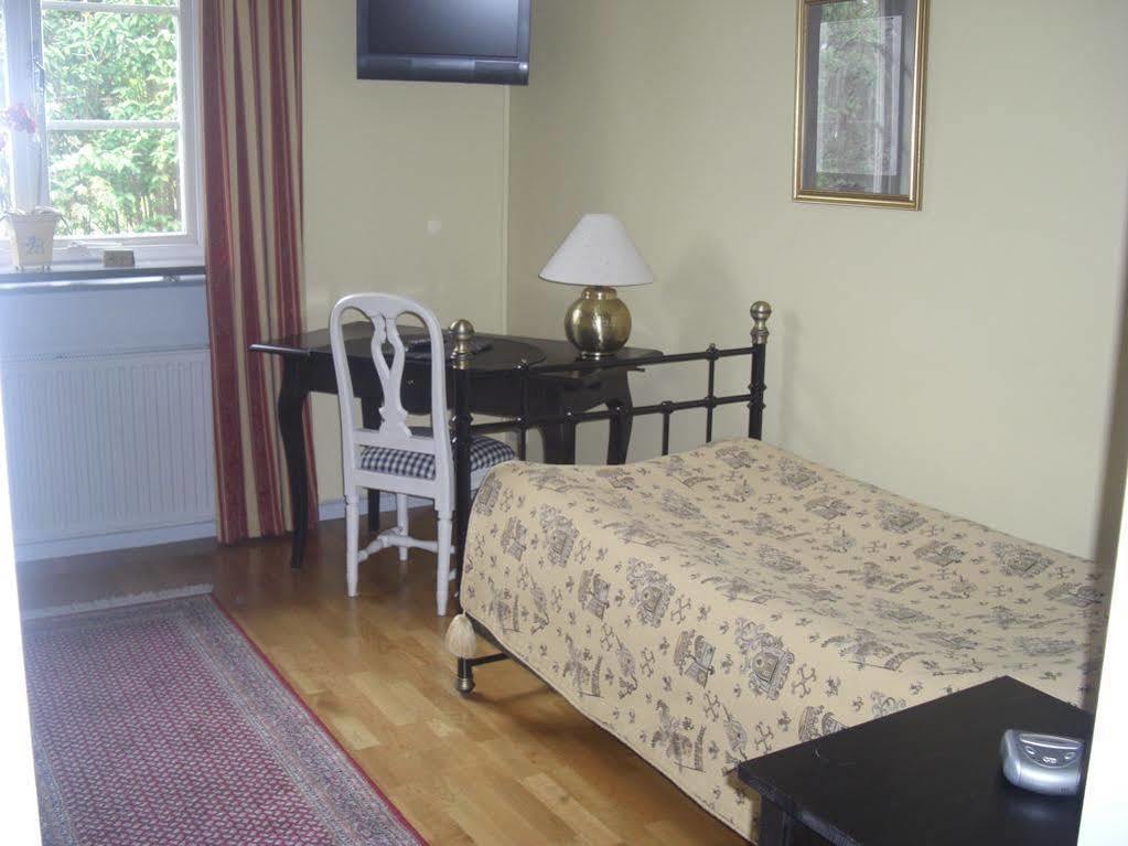 Hotell Laurentius Стренгнес Экстерьер фото
